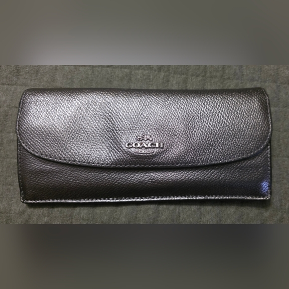 Coach Handbags - Coach Black Textured Leather Card Case